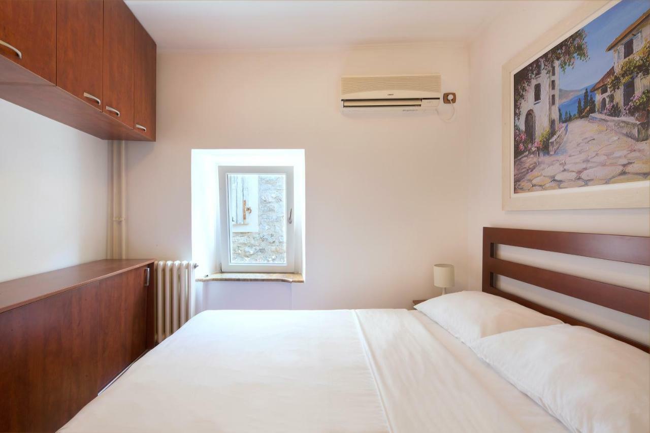 Apartment Kovacevic Old Town Budva Exterior photo