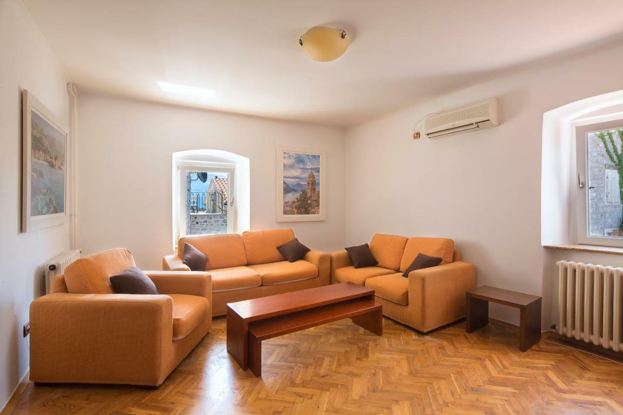 Apartment Kovacevic Old Town Budva Exterior photo